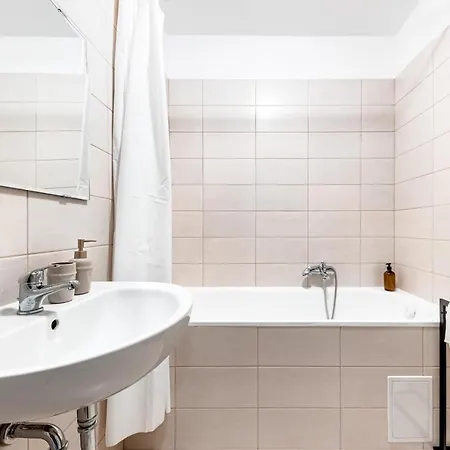 Vita Nejedleho Apartments Prague Exterior photo