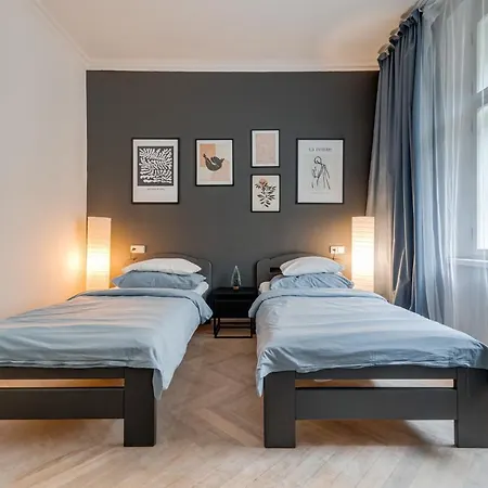 Vita Nejedleho Apartments Prague Exterior photo