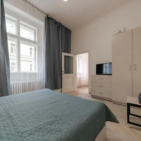 Vita Nejedleho Apartments Prague Exterior photo